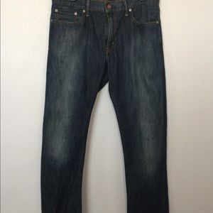 LAST SALE BEFORE TAKEN OFF ‼️‼️Levi’s 514 Straight fit Jeans for Men